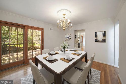 10618 Great Arbor Dr, Rockville MD 20854-4220 exterior