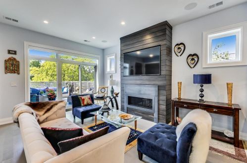 729 Diversey Pkwy, Chicago, IL 60614-1515