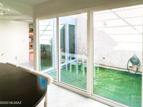 5694 Camino De La Noche, Tucson AZ  85718-4421 exterior