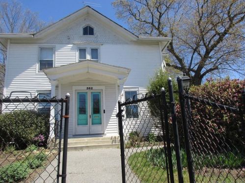 382 Prospect St, Torrington CT 06790-6330 exterior