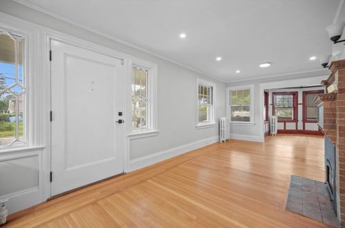 46 Circuit Dr, Providence RI  02905-3715 exterior