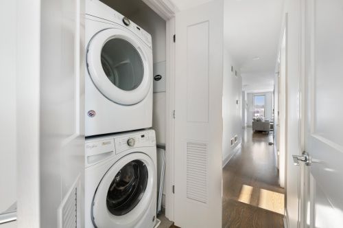 3828 Racine Ave, Chicago IL 60609-2139 exterior