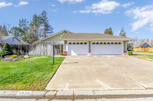 2920 Springburn Way, Folsom, CA 95762-5305