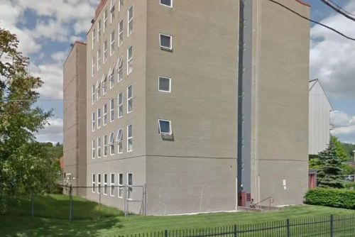 7245 Bennett St, Pittsburgh PA  15208-1438 exterior