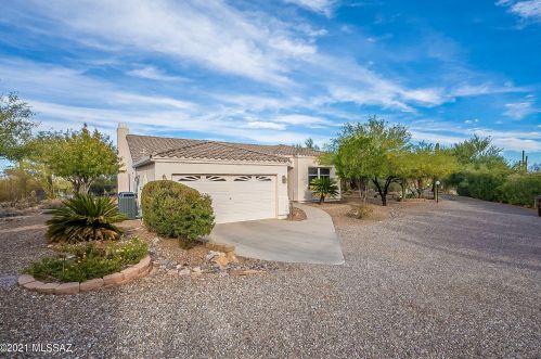 2621 Peter Seward Dr, Tucson, AZ 85745-9660