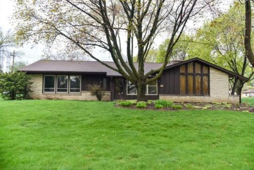 2765 117th Pl, Milwaukee, WI 53222-4101