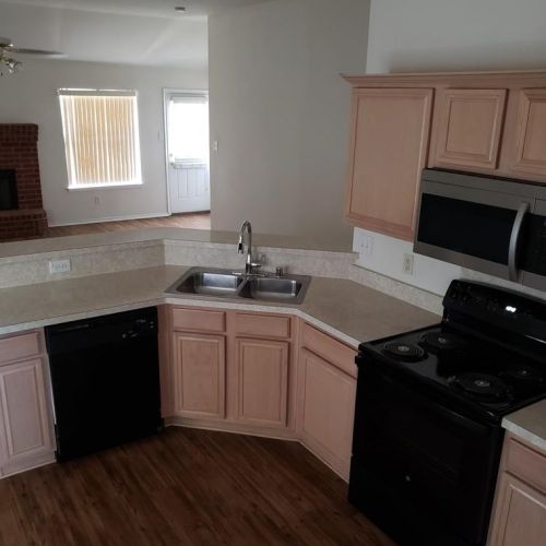 5928 Firethorn Dr, Dallas TX 75249-2803 exterior