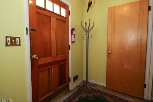 55 8 St, Paterson NJ 07506-3609 exterior