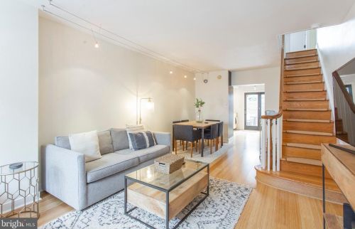 1418 Clarion St, Philadelphia PA  19147-4921 exterior