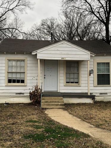 4411 Cardinal Dr, Dallas TX  75216-6527 exterior
