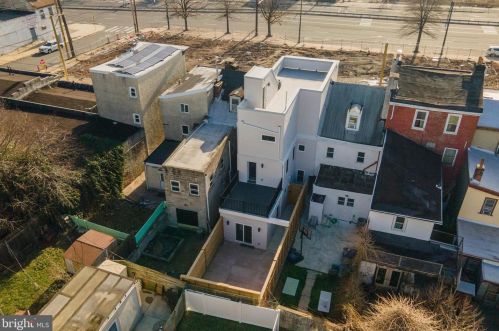 241 Allen St, Philadelphia PA  19125-4103 exterior