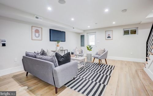 1624 D St, Washington DC  20003-2440 exterior