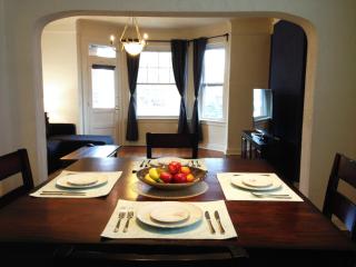 601 Saint Clair St, Pittsburgh PA  15206-2426 exterior