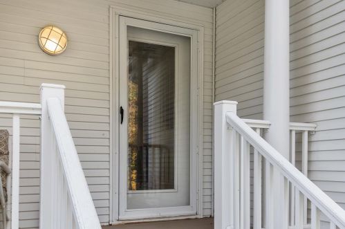 19547 Golfview Dr, Big Rapids, MI 49307-9298