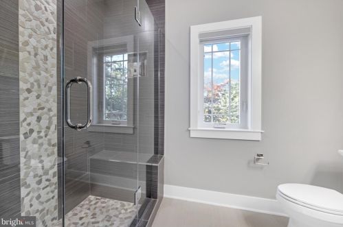 1864 Kirby Rd, Mc Lean VA 22101-5326 exterior