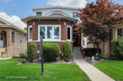 3523 Oriole Ave, Chicago, IL 60634-3241