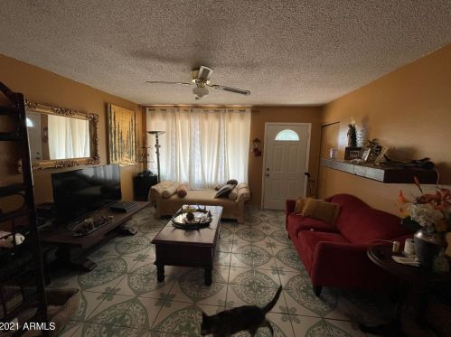 2336 48th Ln, Phoenix, AZ 85035-2102