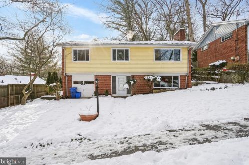 102 Belton Rd, Silver Spring, MD 20901-1616