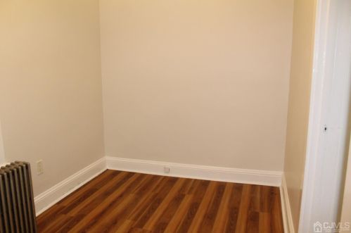 88 Plum St, New Brunswick NJ 08901-1923 exterior