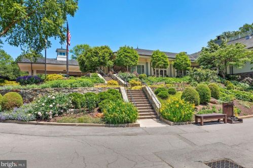 10028 Avenel Farm Dr, Rockville MD  20854-5412 exterior