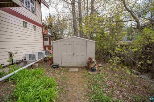 723 Lk Ave, Duluth MN 55802-2472 exterior