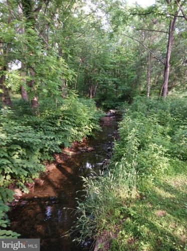 2014 Dundee Rd, Rockville MD exterior