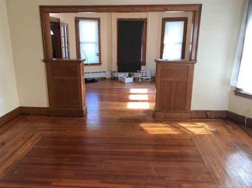 426 Chestnut St, New Britain, CT 06051-2335