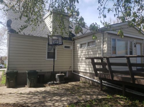 14219 Drexel Ave, Dolton IL 60419-1931 exterior