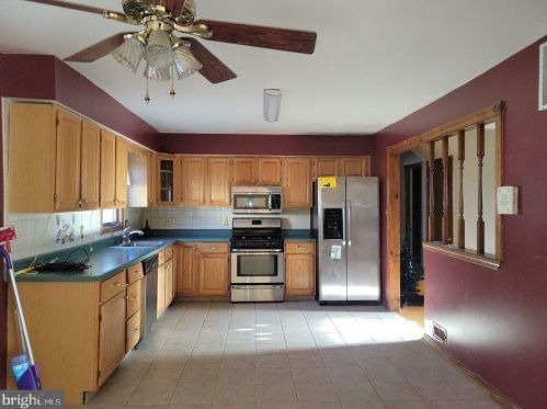 81 Buttonwood Ave, Pine Hill NJ 08021-6415 exterior