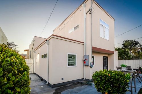 460 Magnolia Ave, Millbrae CA 94030-1940 exterior