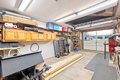 1976 Linda Dr, Austell GA 30168-4313 exterior