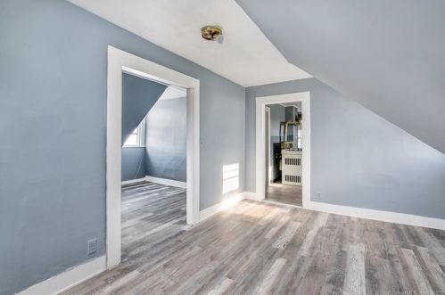 198 Main St, New Britain CT  06051-1915 exterior