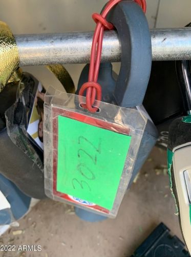 5450 Deer Valley Dr, Phoenix AZ  85054-8118 exterior