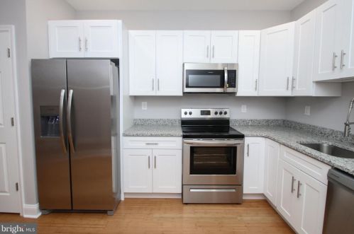 2718 28 St, Philadelphia PA 19132-2528 exterior