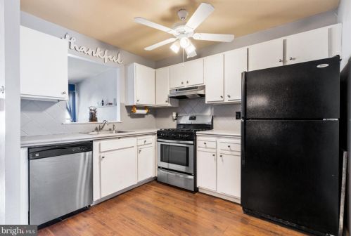 9931 Crestmont Ave, Philadelphia PA 19114-1951 exterior