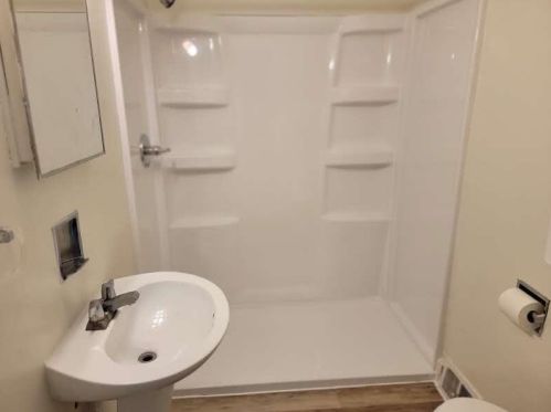 766 Mclaughlin Ave, Meskegon MI 49442-4031 exterior