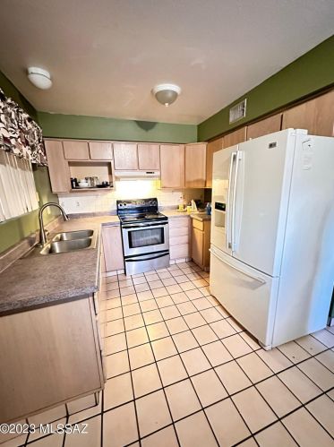 5149 Fremont Dr, Tucson AZ  85706-1458 exterior