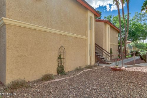 10410 Cave Creek Rd, Phoenix AZ  85020-1644 exterior