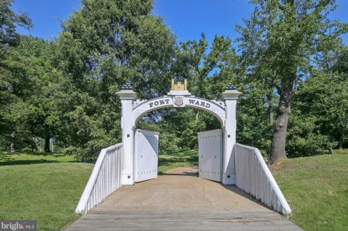 311 Kentucky Ave, Alexandria VA 22305 exterior