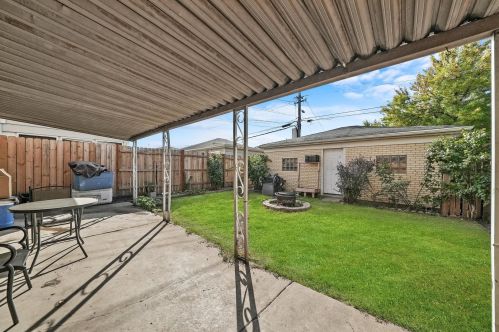 5759 63 Pl, Chicago IL 60638-5414 exterior