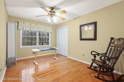 14 Burdge Dr, Middletown NJ 07748-1860 exterior