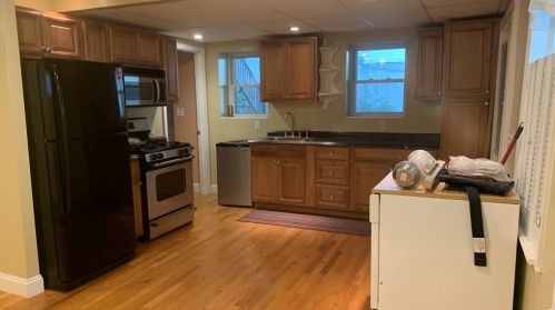 51 Pleasant St, Boston MA exterior