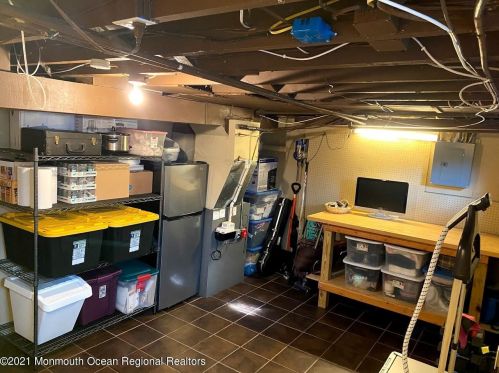 285 Rose St, Metuchen NJ  08840-2647 exterior