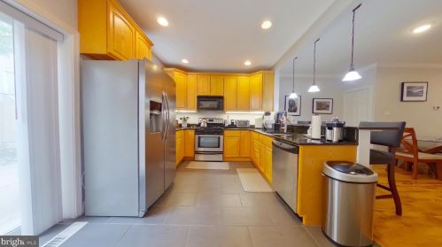 2039 Federal St, Philadelphia PA 19146-2829 exterior