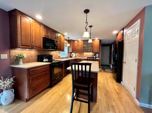 23 Styles Dr, Concord NH 03301-8637 exterior