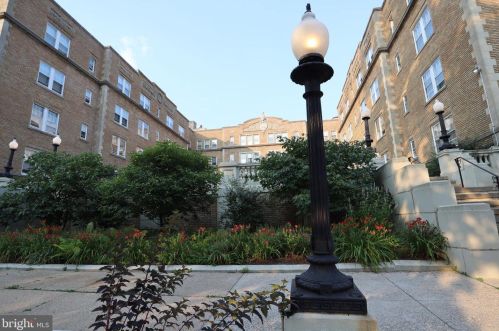 6655 Mccallum St, Philadelphia PA 19119-3154 exterior