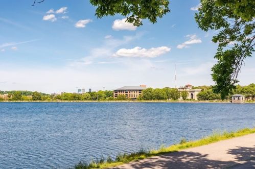 7 Lanark Rd, Brookline MA  02445-1833 exterior