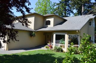 20059 8 Ave, Seattle WA  98177-2102 exterior