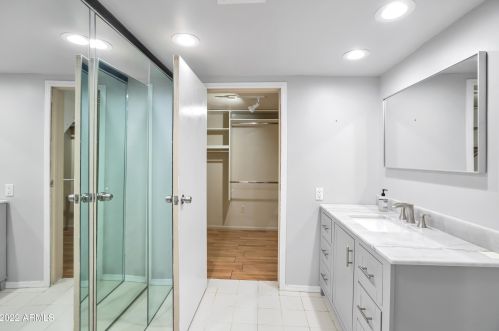 7217 13 Pl, Phoenix AZ 85014-1423 exterior