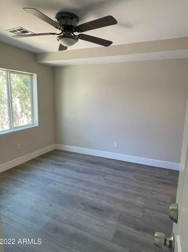 8816 1st St, Phoenix AZ  85020-2802 exterior